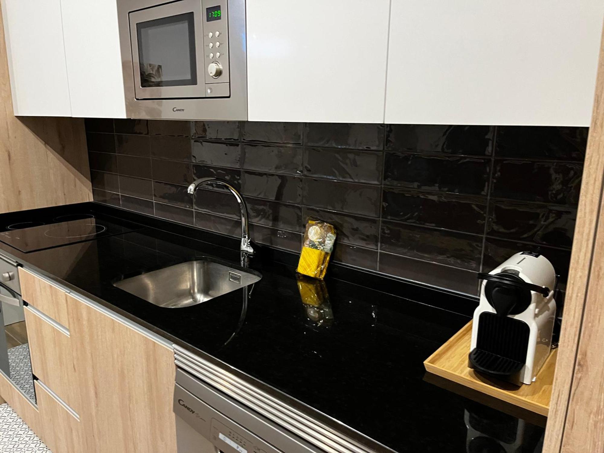Exyca Mendez Alvaro Apartment Madrid Bagian luar foto